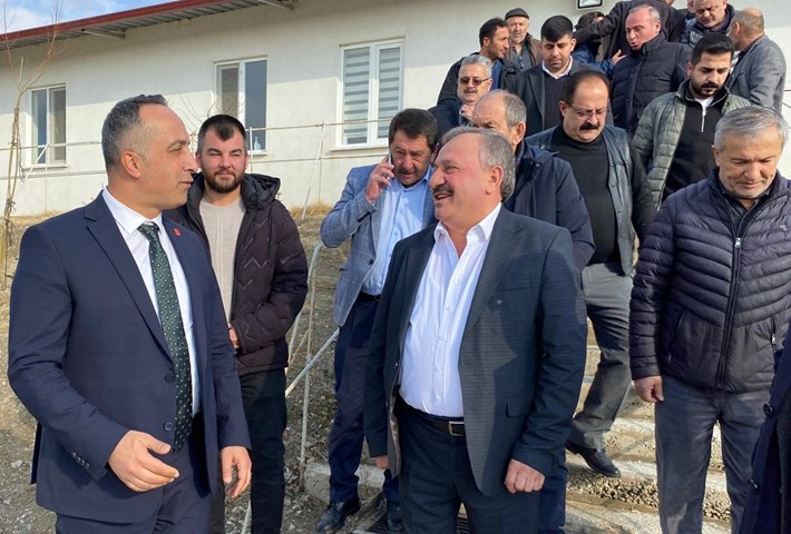 Mustafa Fındıkcı, Dinçer Solmaz ve beraberindekileri Zanaatkarlar hakkında bilgilendirdi