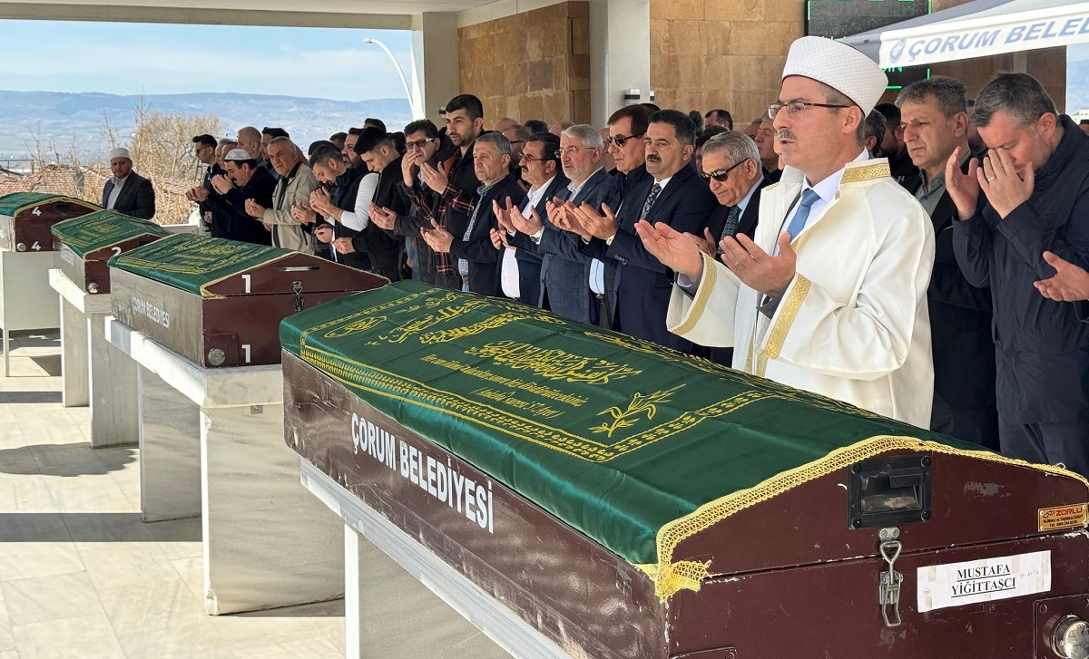 Mustafa Yiğittaşçı son yolculuğuna uğurlandı (1)