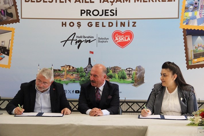 OKA destekli 10,2 milyon TL bütçeli Aile Yaşam Merkezi Projesi için protokol imzaları atıldı (2)