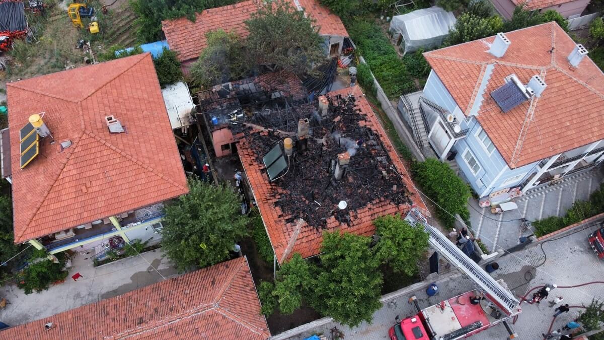 Olay, Alaca ilçesi Yıldızhan Mahallesi Çinçin Sokak'ta meydana geldi (2)