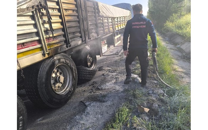 Olay, Çorum Ankara karayolu Arifegazili köyü mevkiinde meydana geldi
