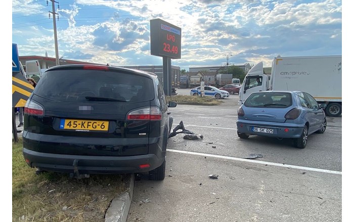 Olay, Çorum Ankara karayolu Çevre Yolu Bulvarında meydana geldi (2)