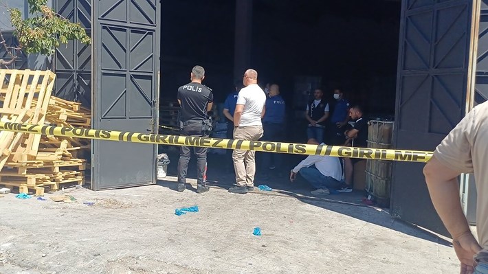 Olay, Çorum Sanayi Sitesi 43. Sokak'ta meydana geldi. (3)