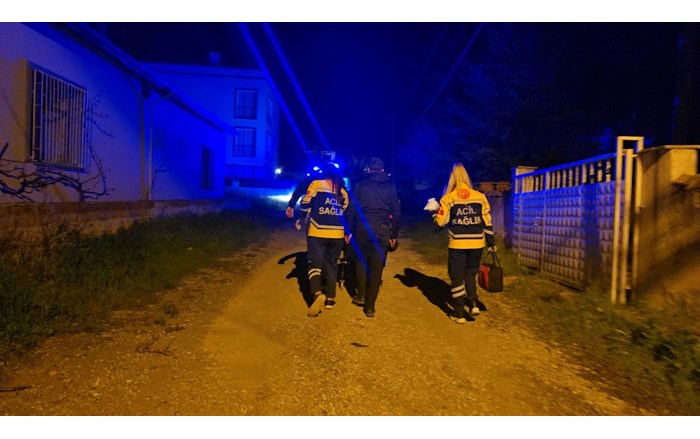 Olay, gece saatlerinde Bahçelievler Mahallesi İpeklievler 39. Sokak üzerinde meydana geldi (1)