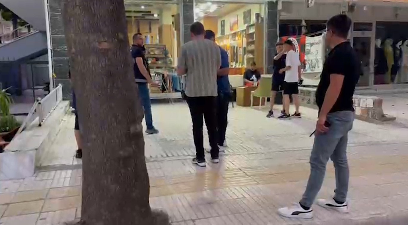 Olay, Gülabibey Mahallesi Ata Caddesi'nde meydana geldi