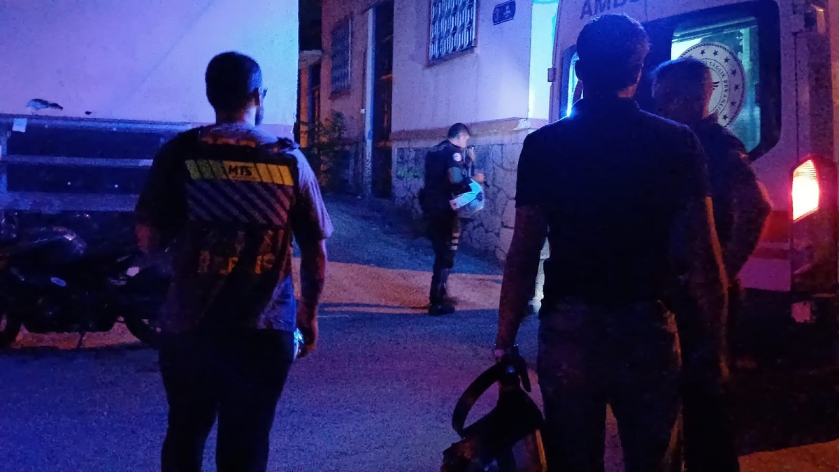 Olay, Kale Mahallesi İbik 4. Sokak'ta meydana geldi. (2)