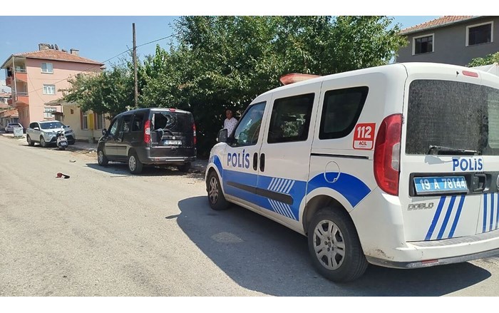 Olay, Osmancık ilçesi Esentepe Mahallesi Fatih Caddesi'ndeki Asri Mezarlık'ta meydana geldi (3)