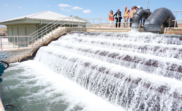 Organize Sanayi Bölgesi’nde bulunan Artıma Tesisi’nden Çorum L Tipi Cezaevi’ni besleyen hattın yetersiz kalması nedeniyle yeni hat çalışmaları başladı. (1)