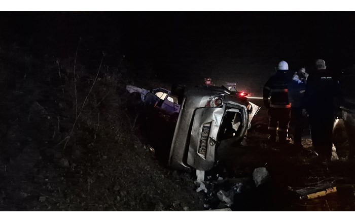 otomobilin şarampole devrilmesi (2)