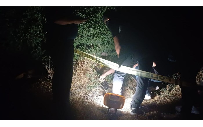 Polis ekiplerni olay yerinde inceleme yaptı