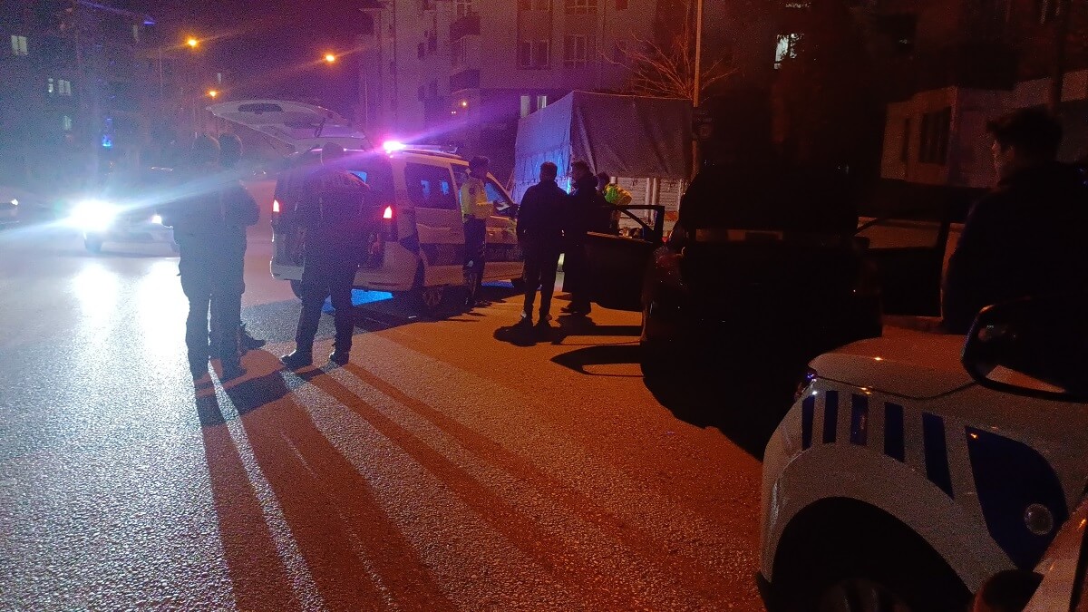 Polisin dur ihtarına uymadı, 32 bin lira ceza yedi (2)