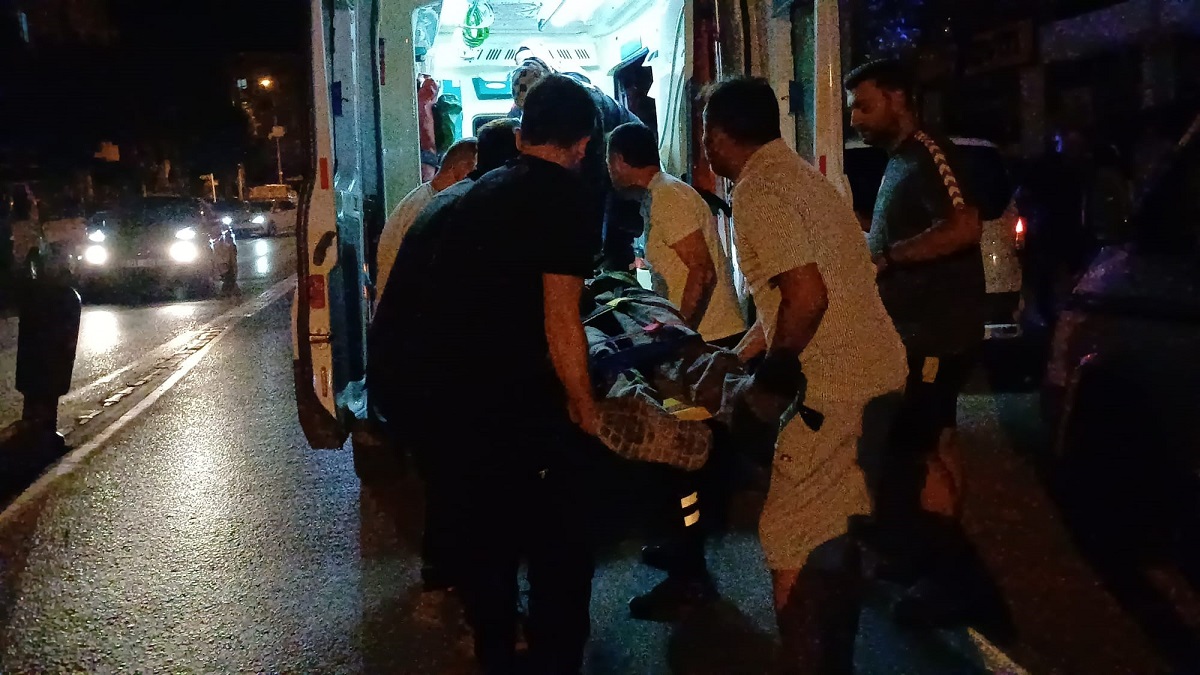 Polisin dur ihtarına uymayan sürücü, hızla kaçmaya başladı (2)
