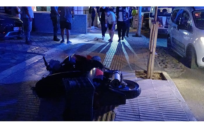Polisin dur ihtarına uymayarak kaçan motosiklet sürücüsü, kovalamaca sırasında kaza yaparak yaralandı (2)