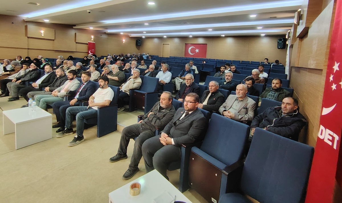 Saadet Partisi Çorum İl Başkanlığı tarafından, “Küresel Emperyalizm, Filistin Direnişi ve Yeni Bir Dünya” başlıklı bir konferans düzenlendi (2)
