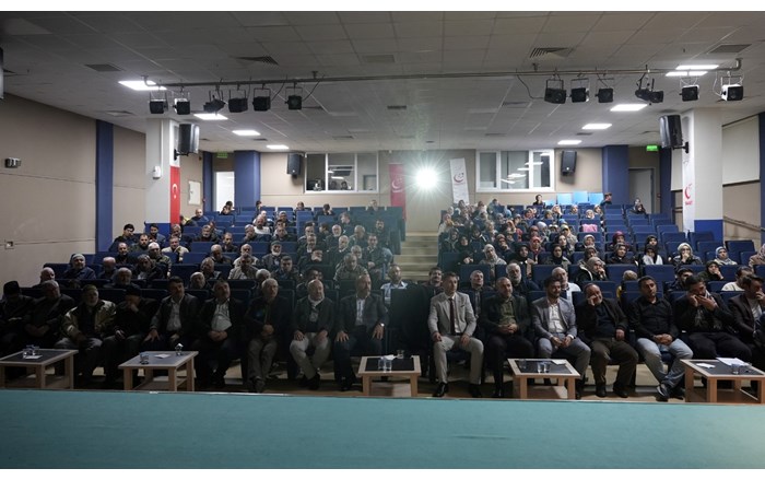 Saadet Partisi Çorum Merkez İlçe Başkanlığı’nın ev sahipliğinde “Gazze Davamız” konulu konferans düzenlendi (2)