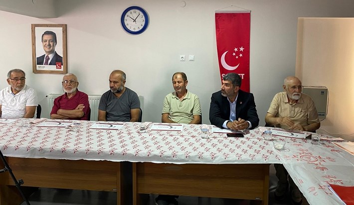 Saadet Partisi Samsun Milletvekili Mehmet Karaman, Çorum'da partililerle buluştu (1)