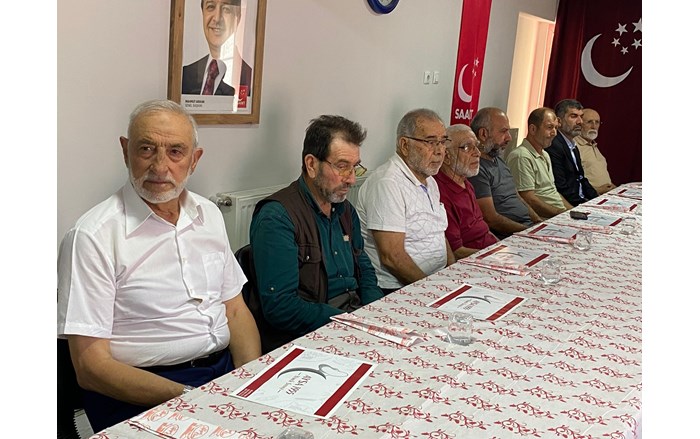 Saadet Partisi Samsun Milletvekili Mehmet Karaman, Çorum'da partililerle buluştu (3)