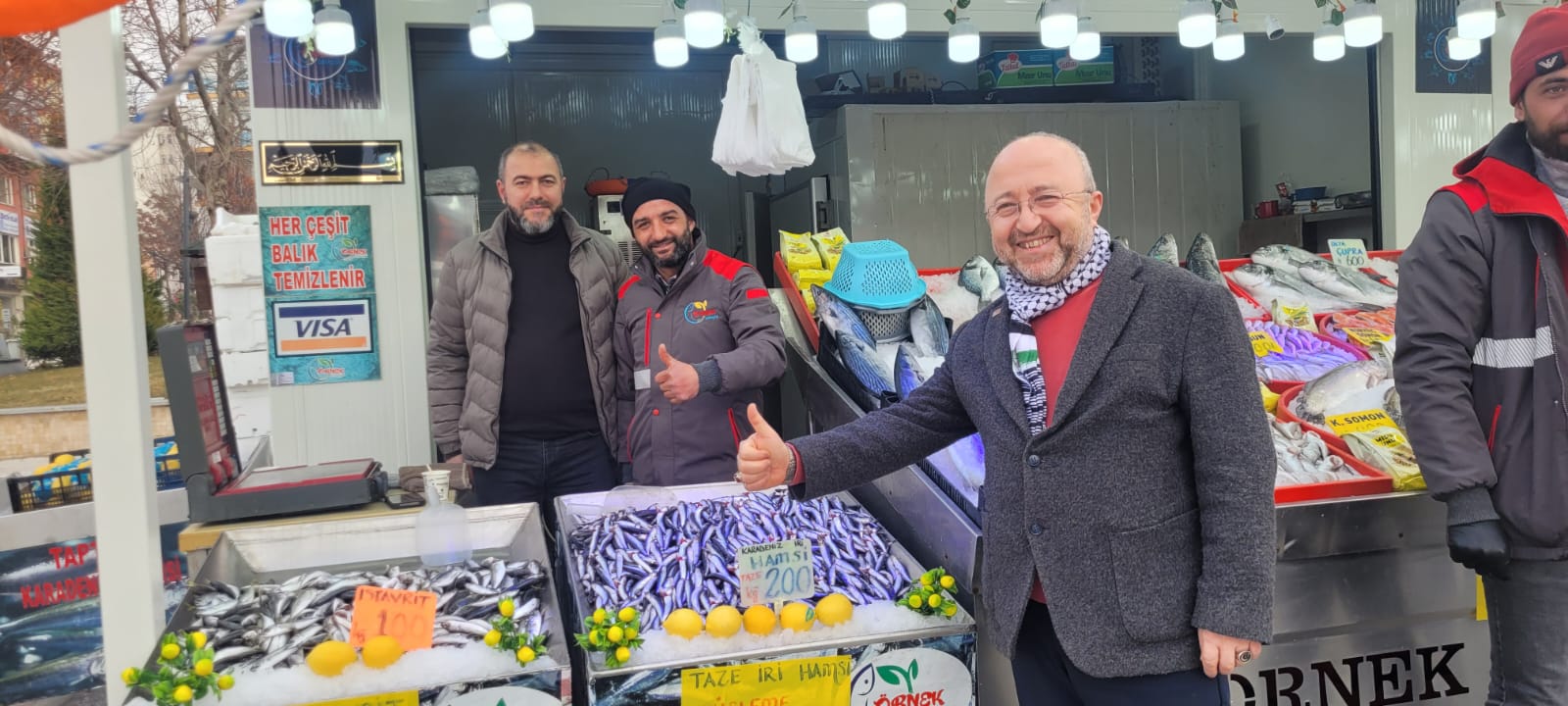 Saadet Partisi yöneticileri, yeni yerine taşınan balıkçıları ziyaret etti (1)