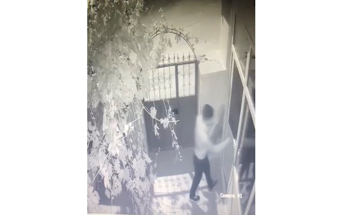 Şahsın 35 adet suç kaydı olduğu belirlenirken yakalanma anı ise kameraya yansıdı (2)