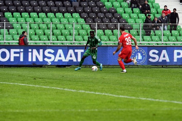 Sakaryaspor Çorum FK maçından görüntüler (1)