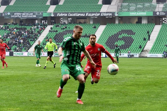 Sakaryaspor Çorum FK maçından görüntüler (3)