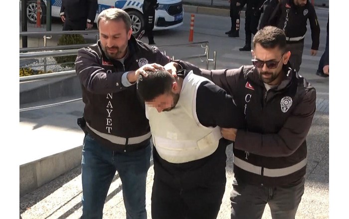 Saldırgan, olayın ardından yakalandı, ardından tutuklandı