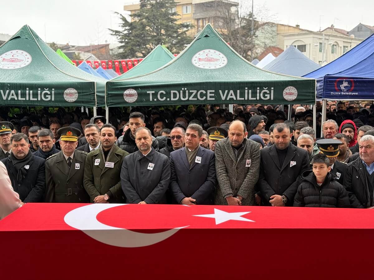 şehit uzman çavuş için hazin tören (1)