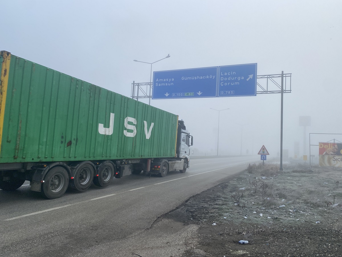 Sis, sürücülere zon anlar yaşatıyor 2