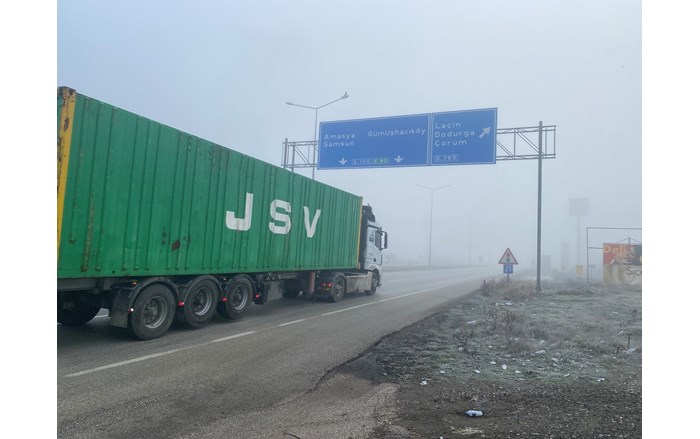 Sis, sürücülere zon anlar yaşatıyor 2