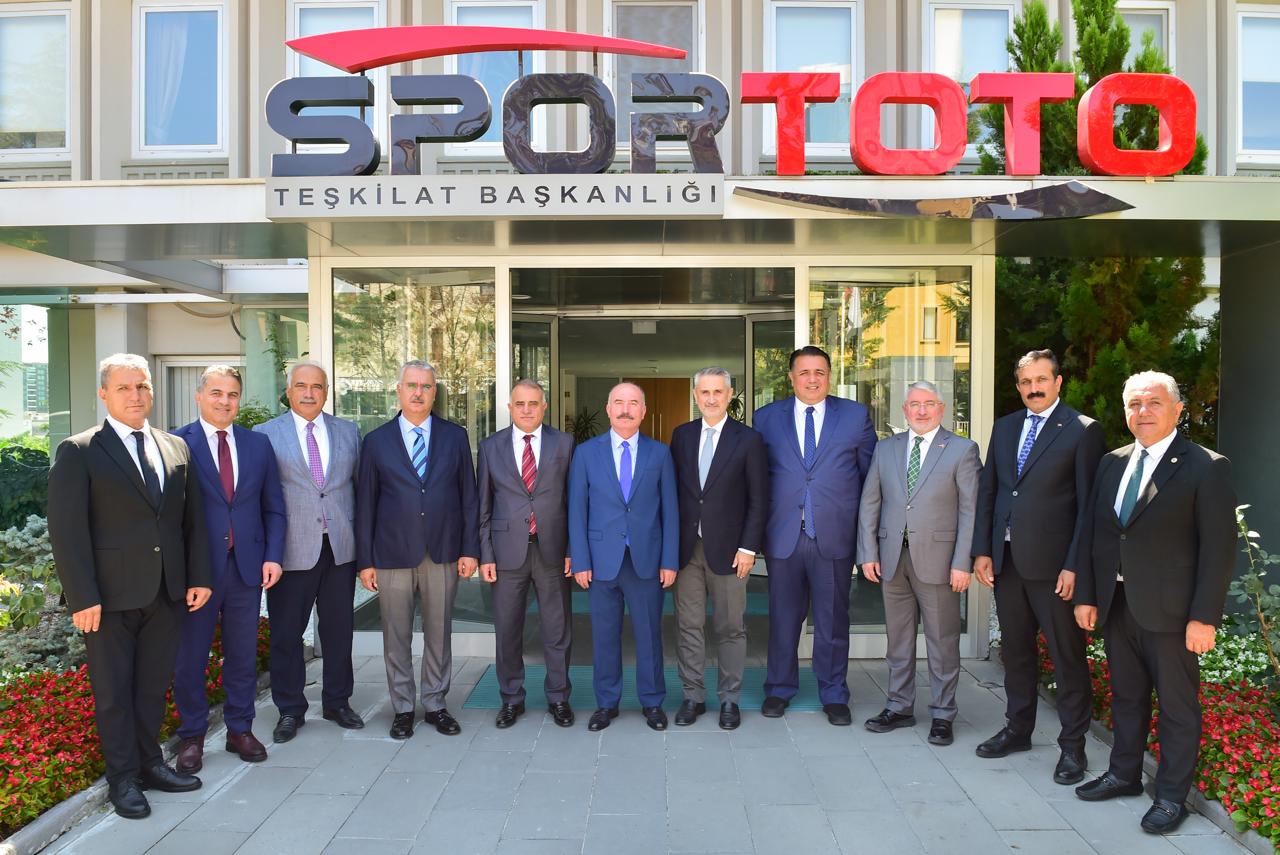 Spor Toto Başkanlığı’nın destekleriyle Çorum’a yapılacak yeni spor yatırımları resmiyet kazandı