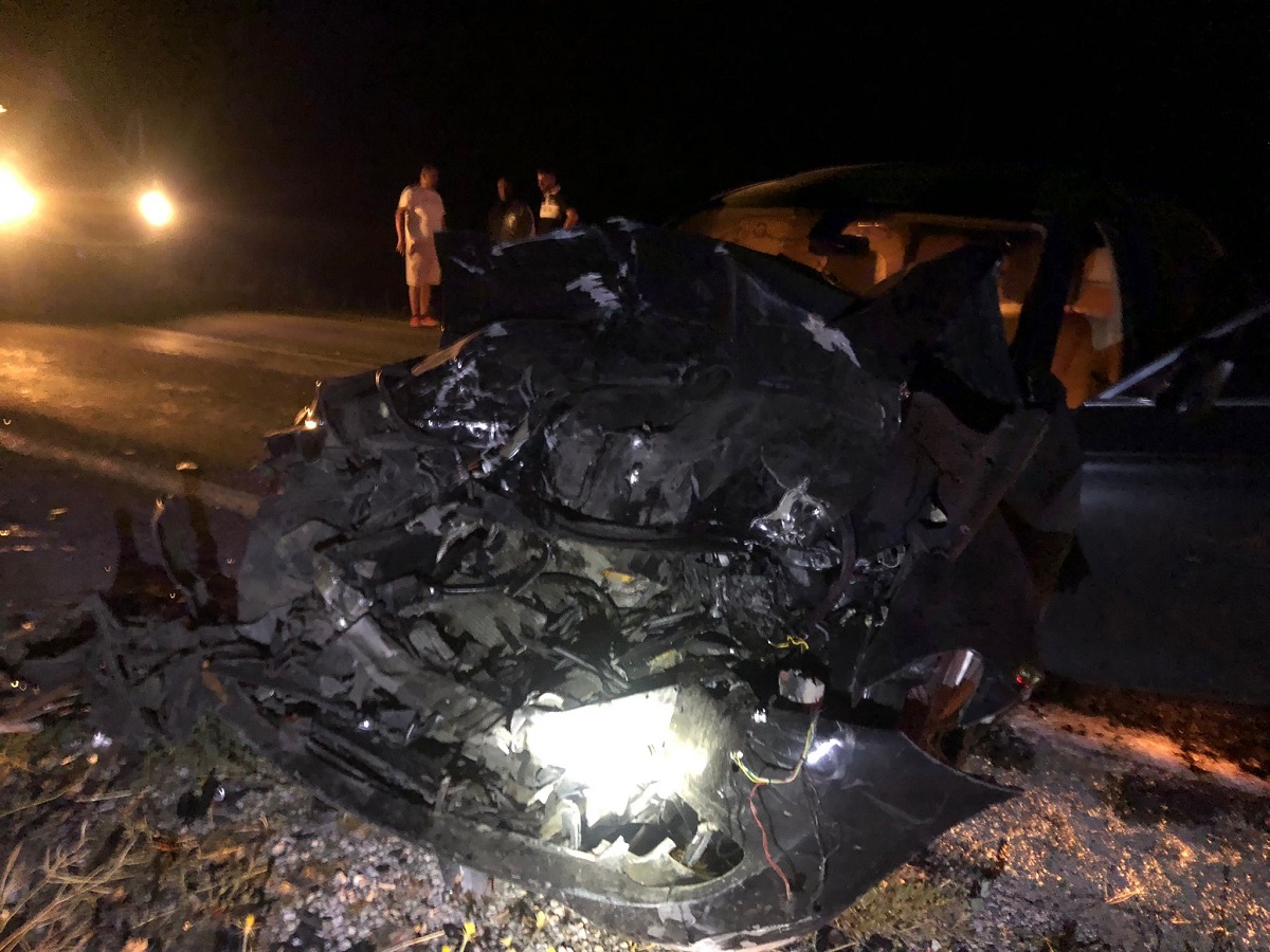 Sungurlu ilçesinde 2 otomobil ile 1 hafif ticari aracın karıştığı zincirleme trafik kazasında 1'i ağır 3 kişi yaralandı (1)