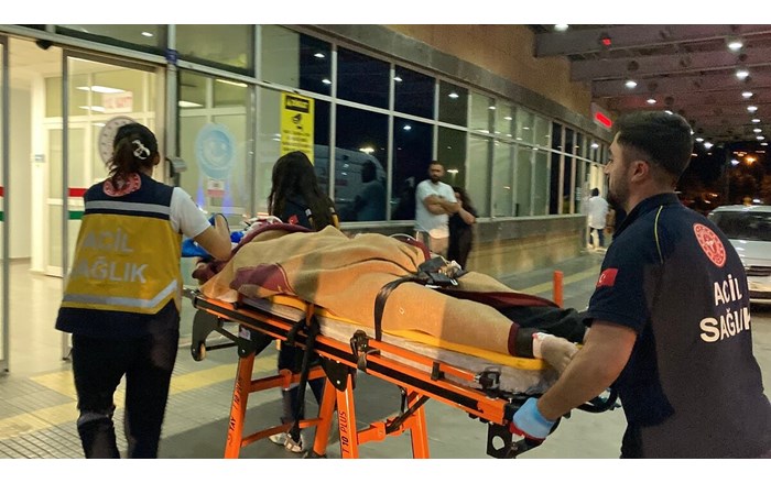 Sungurlu İlçesinde araç içerisinde tabancanın ateş alması sonucu 1 kişi yaralandı (1)