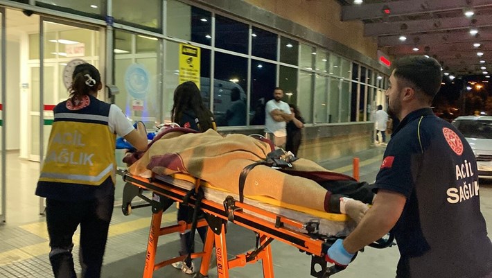 Sungurlu İlçesinde araç içerisinde tabancanın ateş alması sonucu 1 kişi yaralandı (1)