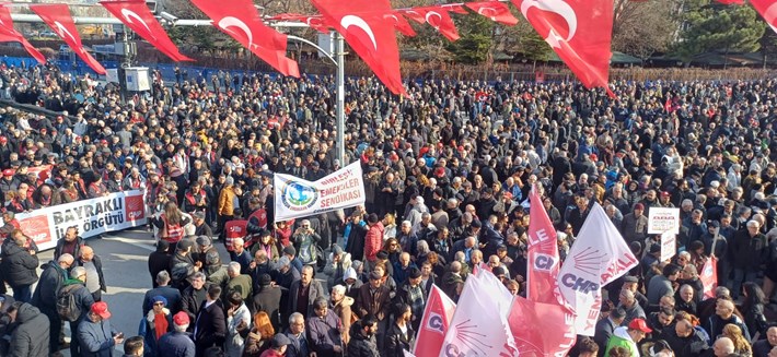 Tandoğan mitingine katılım yoğun oldu