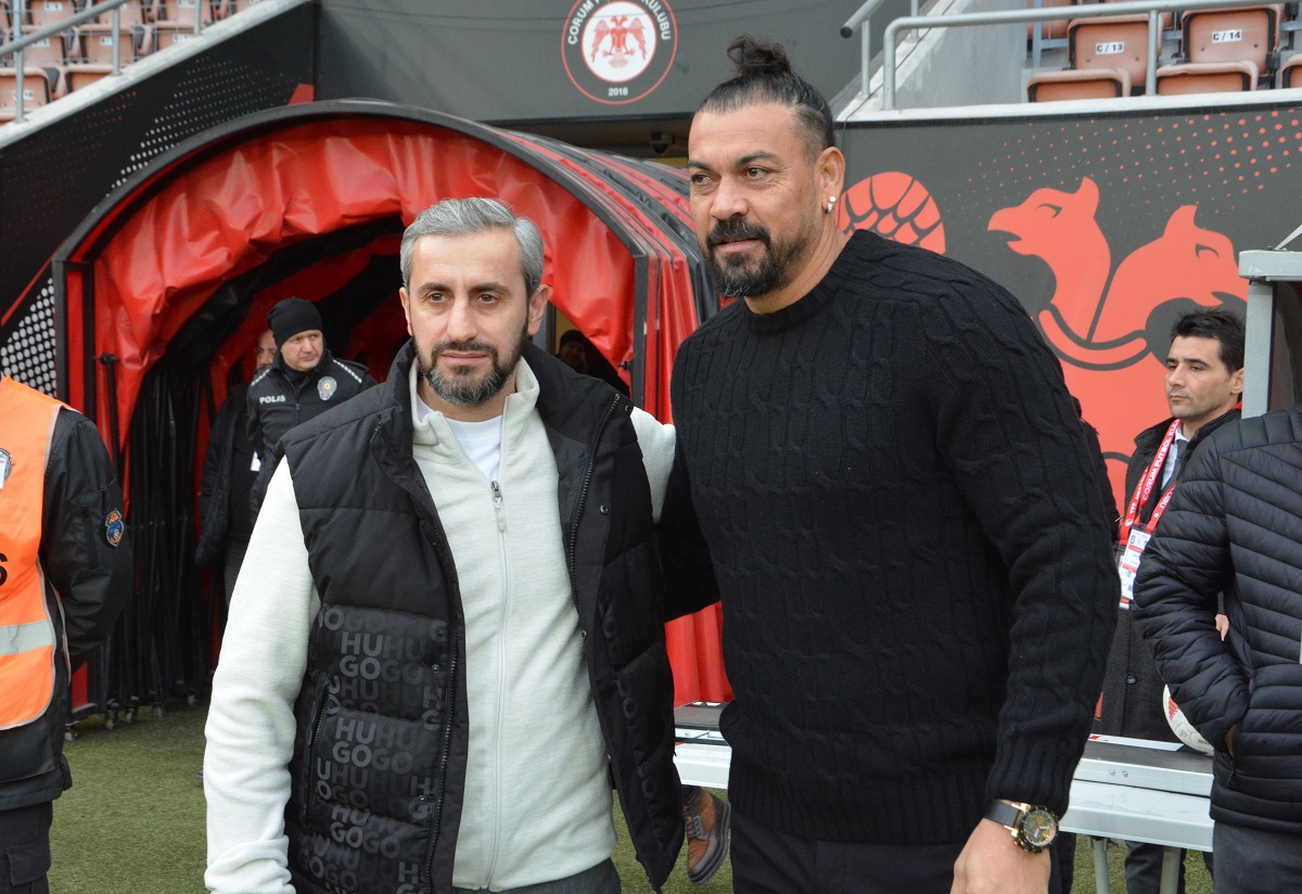 Teknik Direktör Serkan Özbalta Servet Çetin