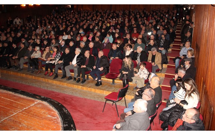 Tele 1 Televizyonu Genel Yayın Yönetmeni Merdan Yanardağ'ın Çorum programı yoğun ilgiyle karşılandı (2)