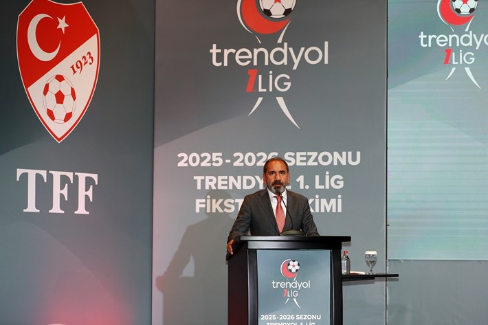 TFF 1. Başkan Vekili, İcra Kurulu Üyesi, A Milli Takım ve Süper Lig'den Sorumlu Yönetim Kurulu Üyesi Mecnun Otyakmaz