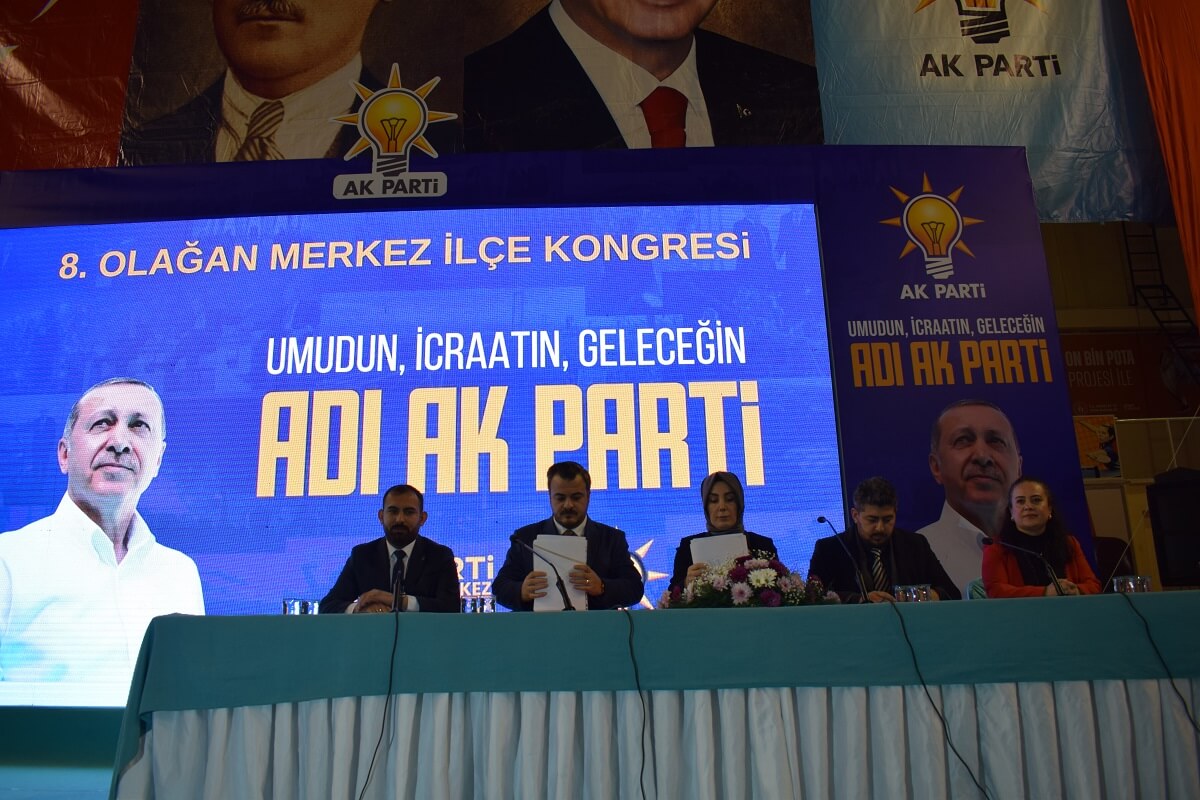 Toplantının Divan Başkanlığını Trabzon Milletvekili ve Çorum İl Koordinatörü Bahar Ayvazoğlu yaptı