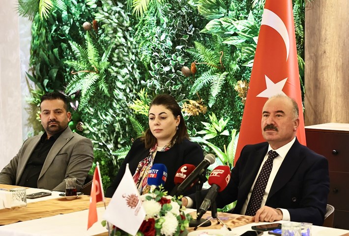 Vali Ali Çalgan, 10 Ocak Gazeteciler Gününü kutladı