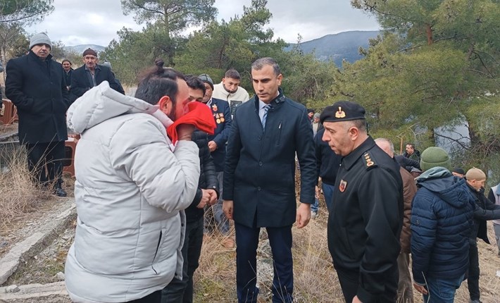 Vefat eden Gazi Mustafa Aslan, toprağa verildi
