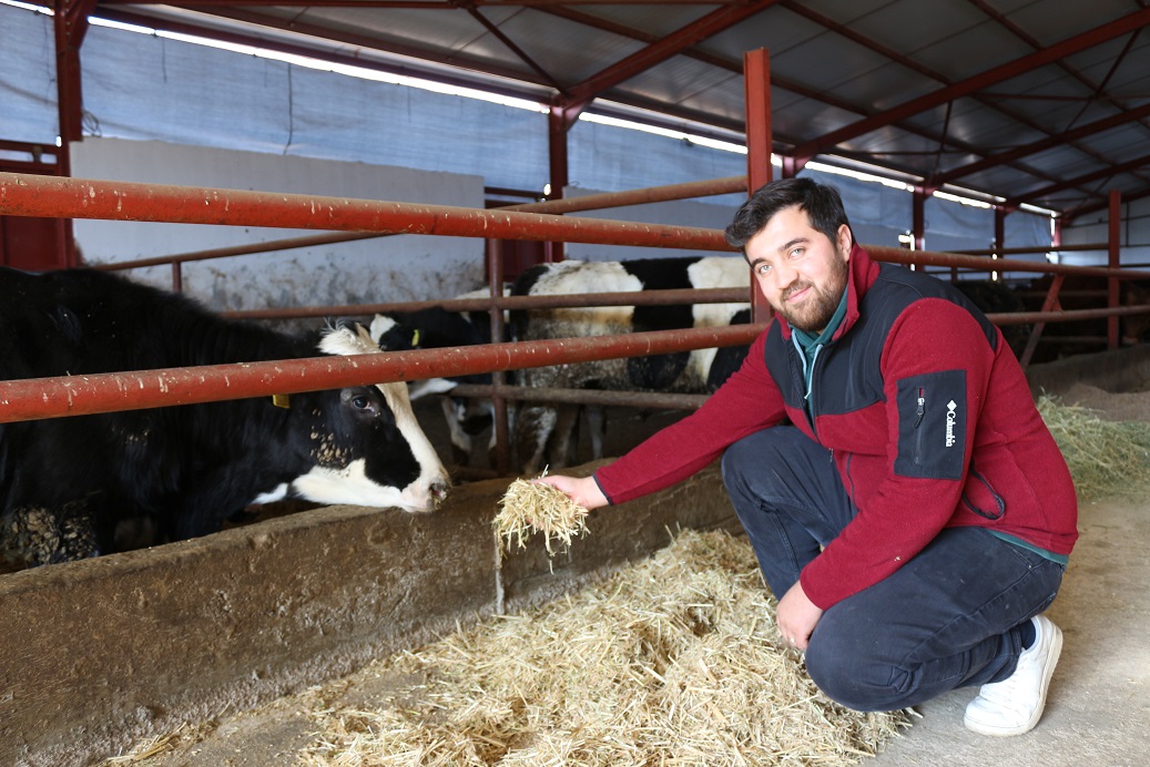 Veteriner Teknikeri Sacit Sarı, modern bir hayvancılık tesisi kurdu (2)