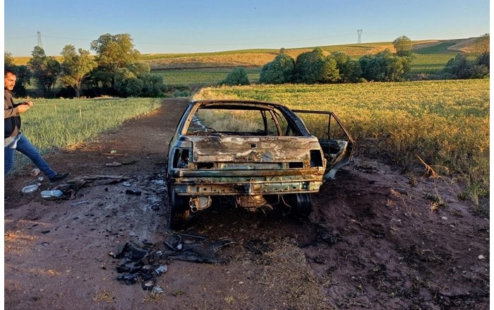 Yangın, Alaca ilçesine bağlı Eskiyapar köyünde meydana geldi. (2)
