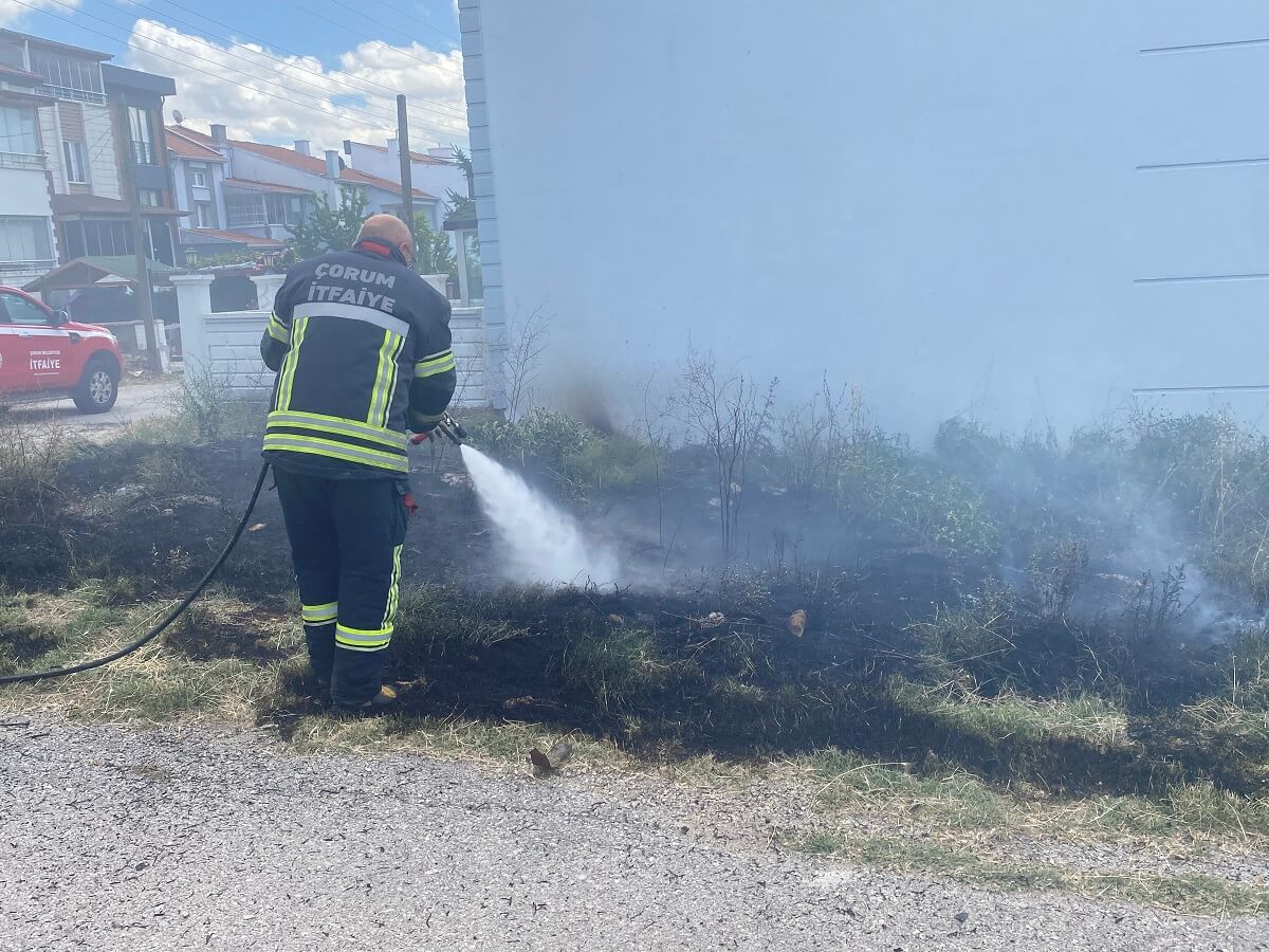 Yangın, Binevler 64. Sokak'ta meydana geldi (1)