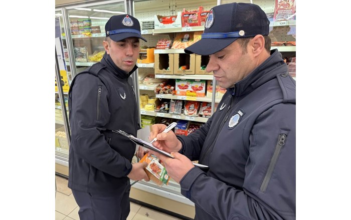 Zabıta, market denetimlerini sürdürüyor