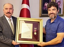 15 Temmuz gazisine devlet övünç madalyası 