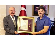 15 Temmuz gazisine devlet övünç madalyası 