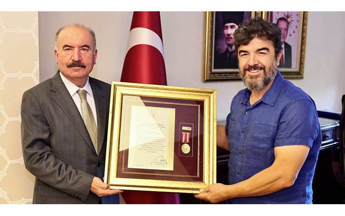 15 Temmuz gazisine devlet övünç madalyası 