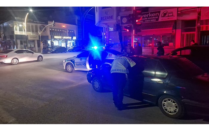 3 motosiklet trafikten men edildi