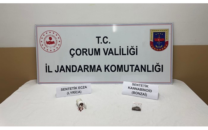 5 kişi yakalandı, yasaklı maddeye geçit yok