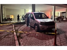 Araç içinde tabanca ateş aldı, 1 kişi ağır yaralandı